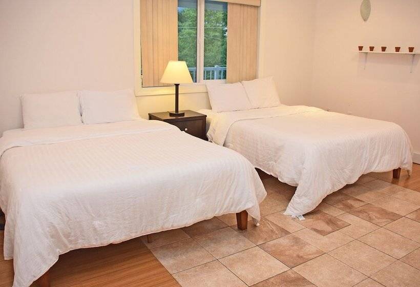 Люкс, Longliner Lodge And Suites