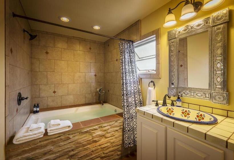 بنجلو ديلوكس, Sierra Grande Lodge & Spa