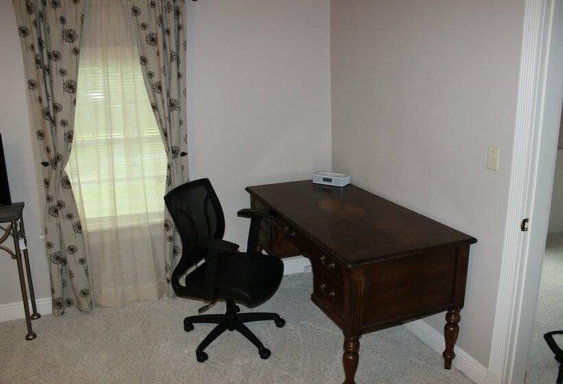스탠다드 룸 킹사이즈 침대, Huffman House Bed & Breakfast