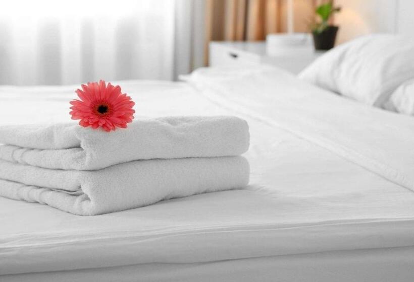 Номер Стандарт, Sun Plaza Motel