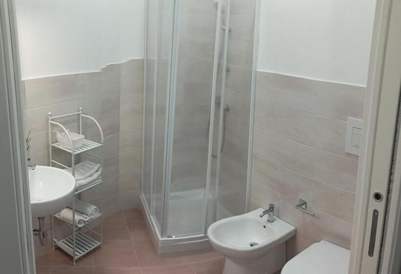 سوئیت جونیور با چشم‌انداز باغ, B&b Villa Machi