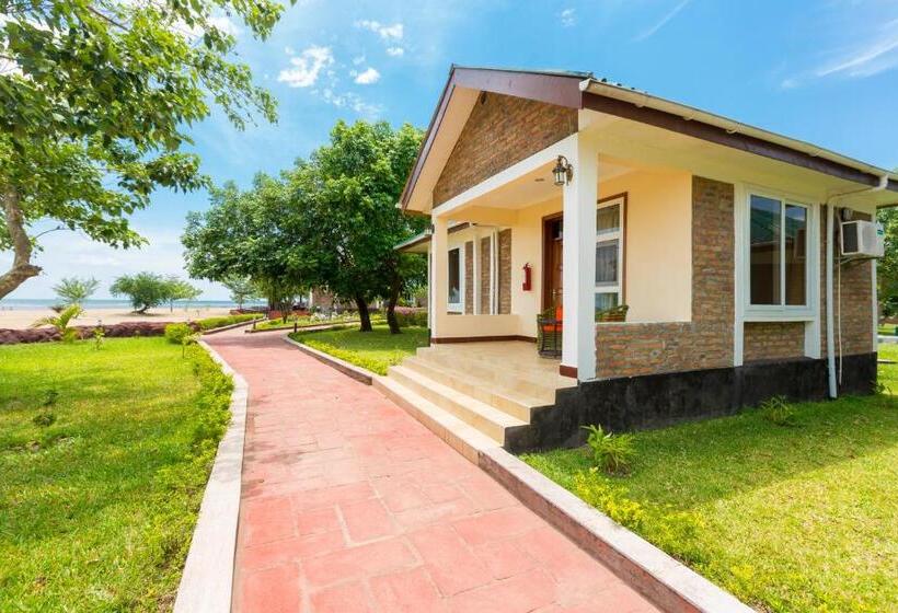 Семейный Номер, Ngonga Beach Resort