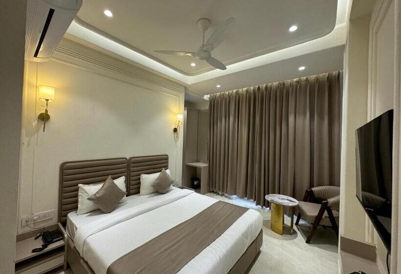 Номер Deluxe, Fortune Inn