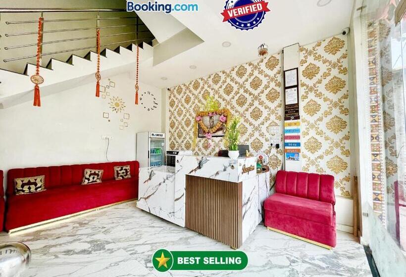 غرفة قياسية رباعية, Tirupati Inn ! Ujjain ! होटल तिरूपति इन తిరుపతి ఇన్ హోటల్ திருப்பதி இன் ஹோட்டல்fully Air Conditioned