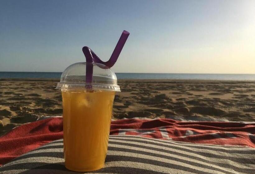 سوییت با چشم‌انداز دریا, Blue Point Kitesurfing Cr