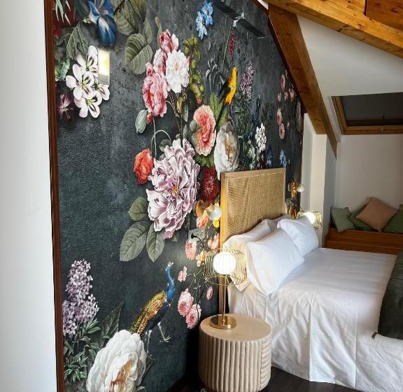 Номер Deluxe, Christine Boutique