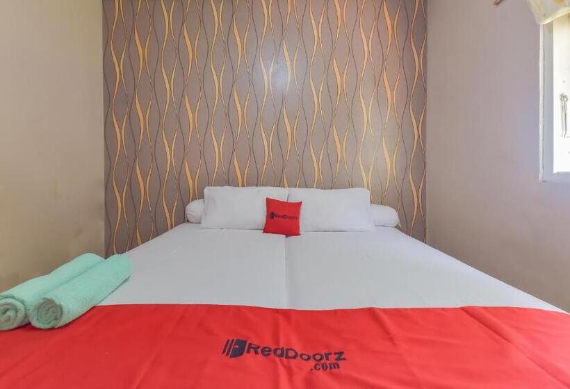 스탠다드 룸, Reddoorz At House Of Dirga Cisarua Puncak