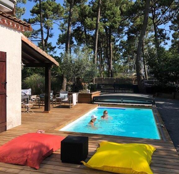 Номер Стандарт Вид на Бассейн, Chambre Privative, Cap Ferret   Piscine Chauffée   Villa Sylhengui
