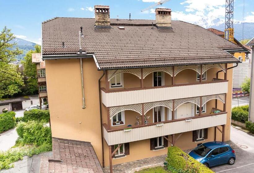 Apartamento 2 Dormitórios, Die Kabine   S14