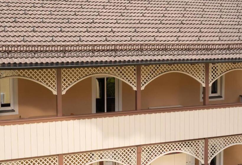 Apartamento 2 Dormitórios, Die Kabine   S14