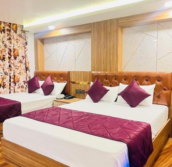 Quarto Familiar Deluxe, Broadway Boutique Mall Road Darjeeling   A Luxury Collection   Best Seller