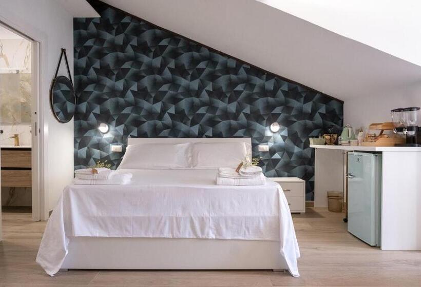 Camera Deluxe, Coraline Deluxe Rooms
