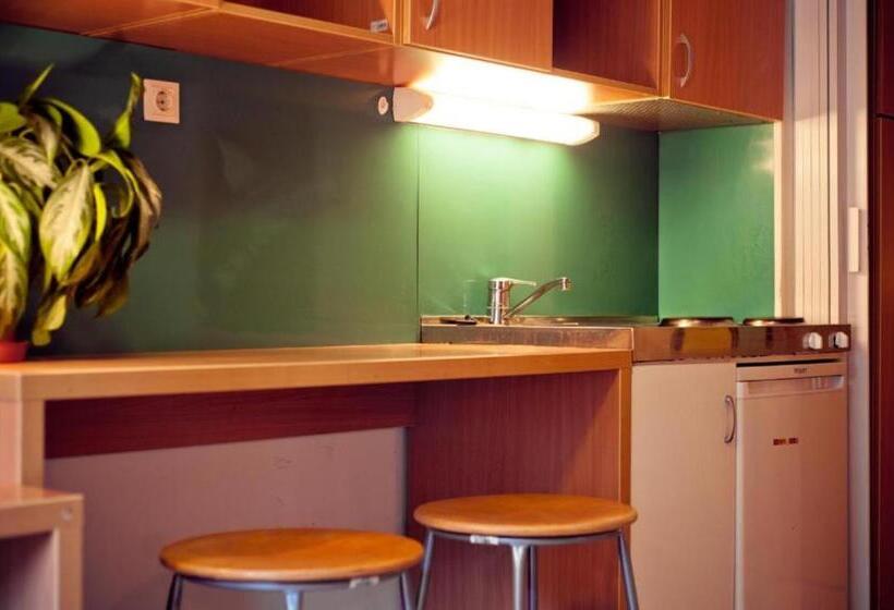 四人标准间, Springfield Private Hostel