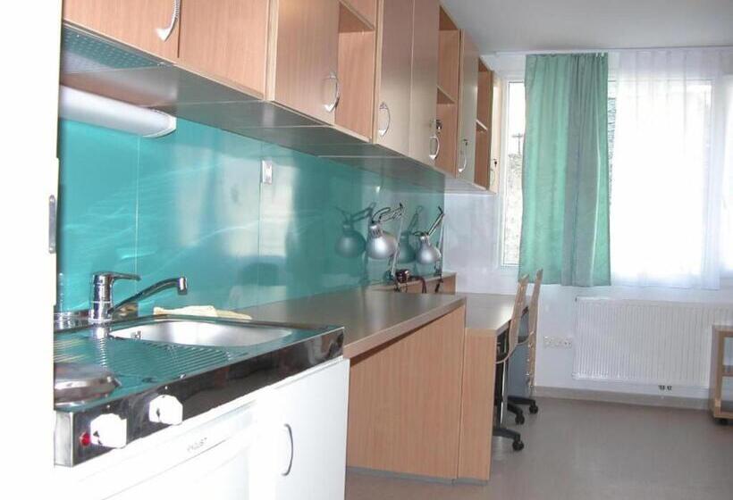 四人标准间, Springfield Private Hostel