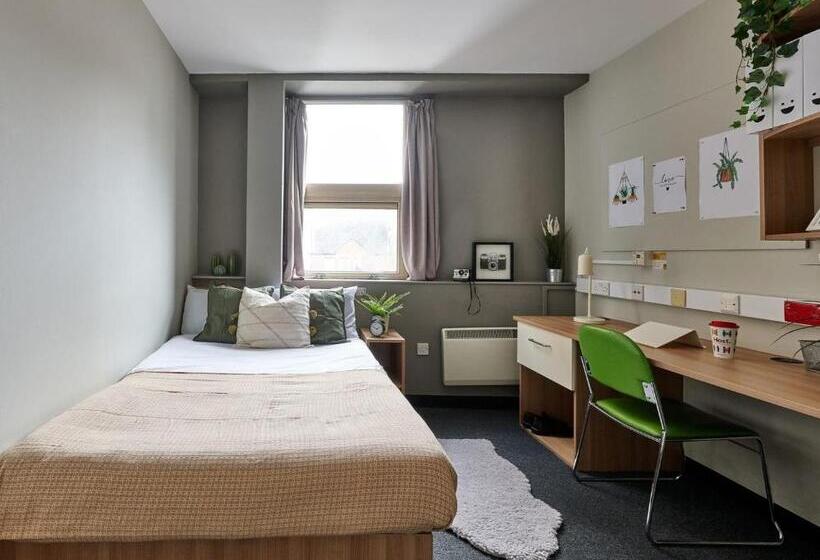 Номер Стандарт Совместная Ванная, For Students Only Trendy Non Ensuite Rooms At Northernhay House In Exeter