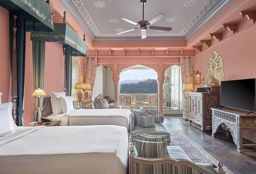带大床的标准间, Raffles Jaipur