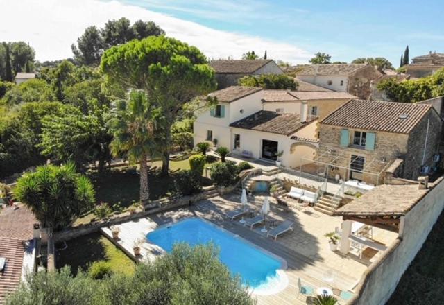 Дом 3 Спальни, Domaine En Pierre Avec Piscine Et Jacuzzi Au Mas Lucia