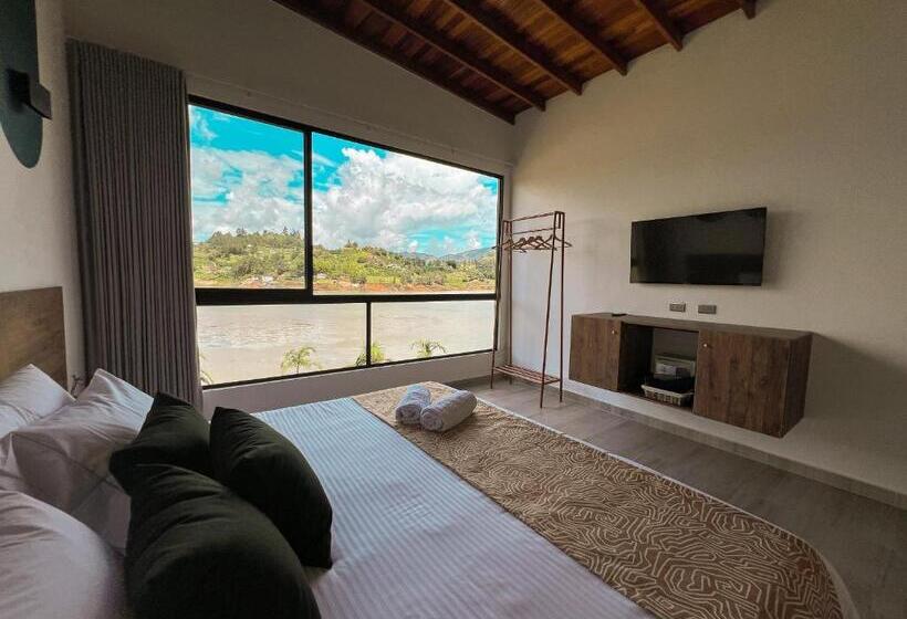 디럭스 룸, Viajero Guatapé Hostel & Lake Club