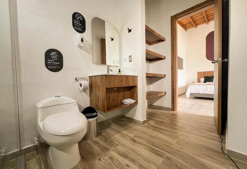 스탠다드 자쿠지 룸, Viajero Guatapé Hostel & Lake Club