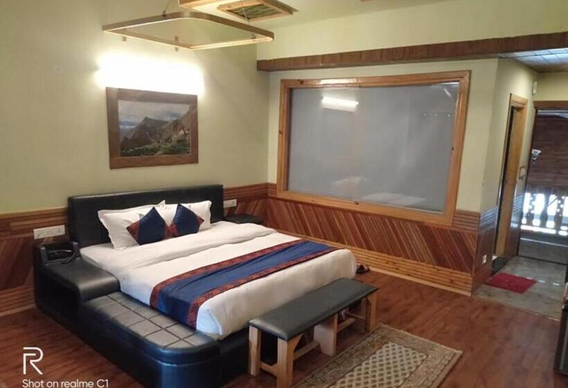 디럭스 룸, Goroomgo Hotel Bd Resort Manali   Excellent Stay With Family, Parking Facilities