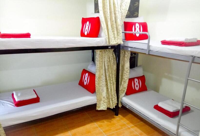 Cama em Quarto Compartilhado, 8hostel