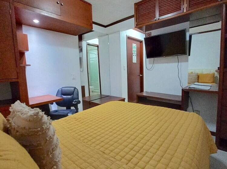 اتاق استاندارد یک نفره, La Aurora Hotel Like Home
