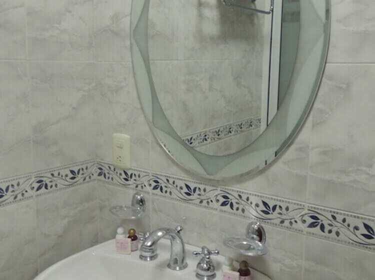 اتاق استاندارد یک نفره, La Aurora Hotel Like Home