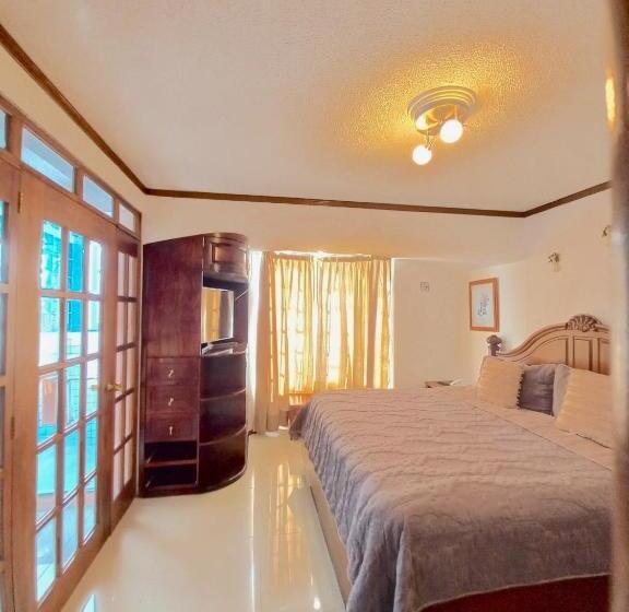 סוויטת ג'וניור נוף לגינה, La Aurora Hotel Like Home