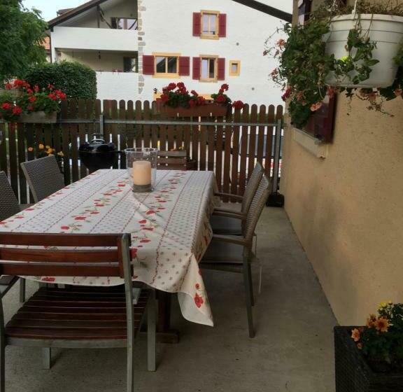Номер Стандарт, Bed & Breakfast Aux Enges
