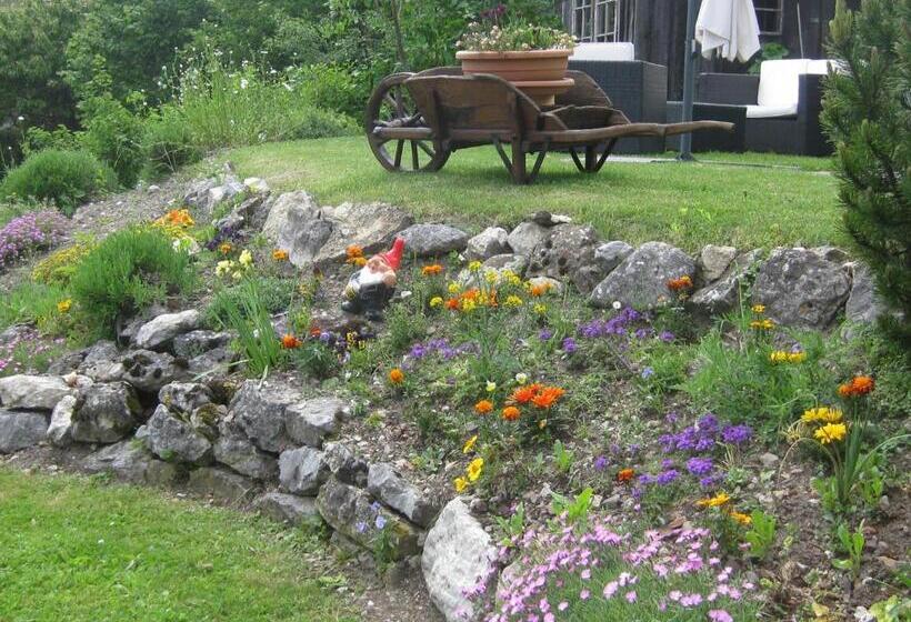 Номер Стандарт, Bed & Breakfast Aux Enges