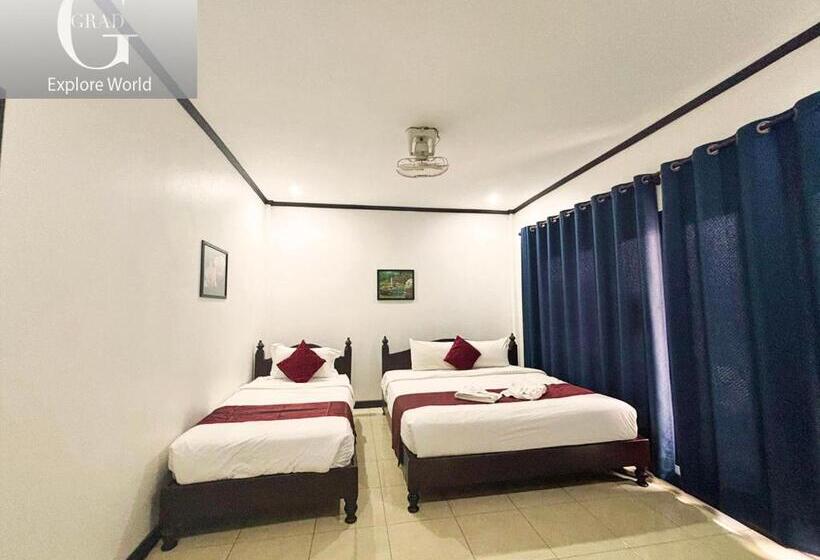 Quarto Triplo Estandar com Sacada, Vang Vieng Central