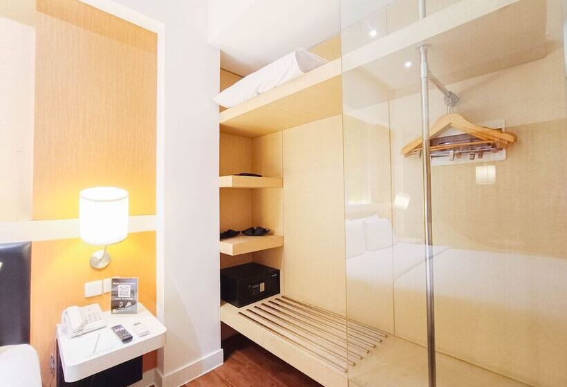 Номер бизнес-класса, Brits Hotel Karawang