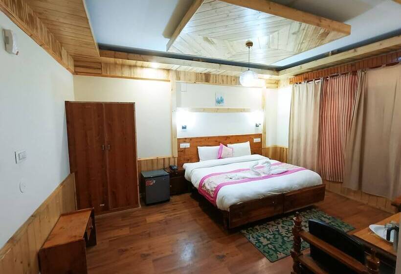اتاق خانوادگی, Fabhotel Shandela Near Mall Road