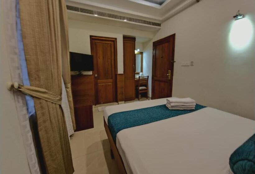 Quarto Estandar, Vishnu Inn