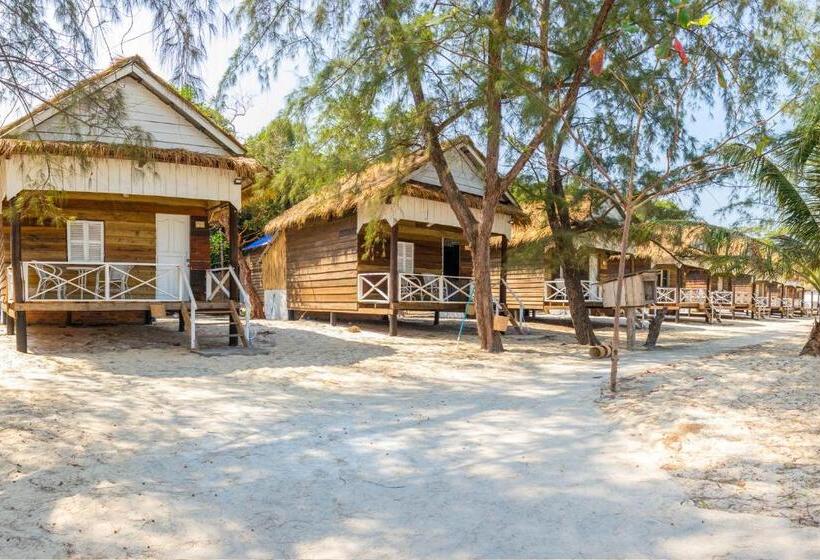 بانگلوی استاندارد, Sandy Beach Bungalows