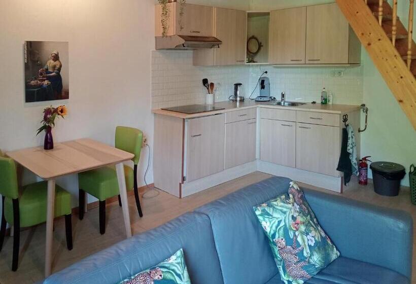 Номер Стандарт, Bnb Het Geluk Van Limburg