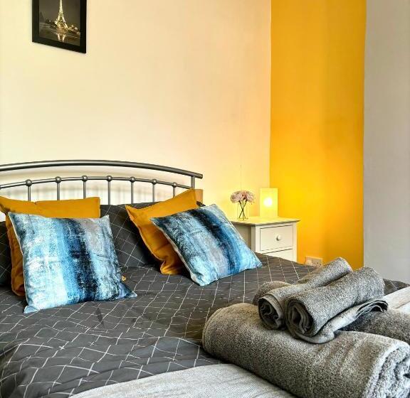 Номер Economy, Croft House