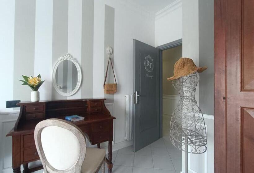 سوییت جونیور با چشم‌انداز دریا, Relais Tiaré Bed And Breakfast