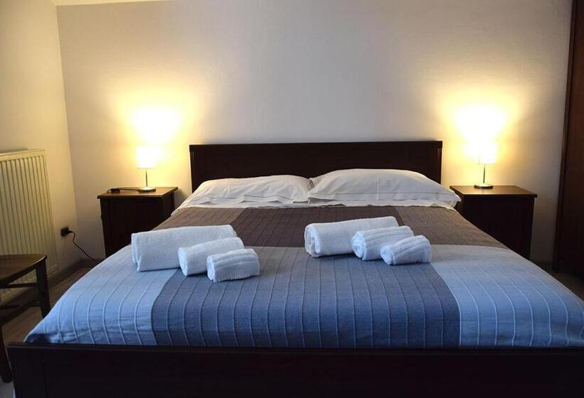 اتاق استاندارد چهار تخته, Bed And Breakfast Bellini