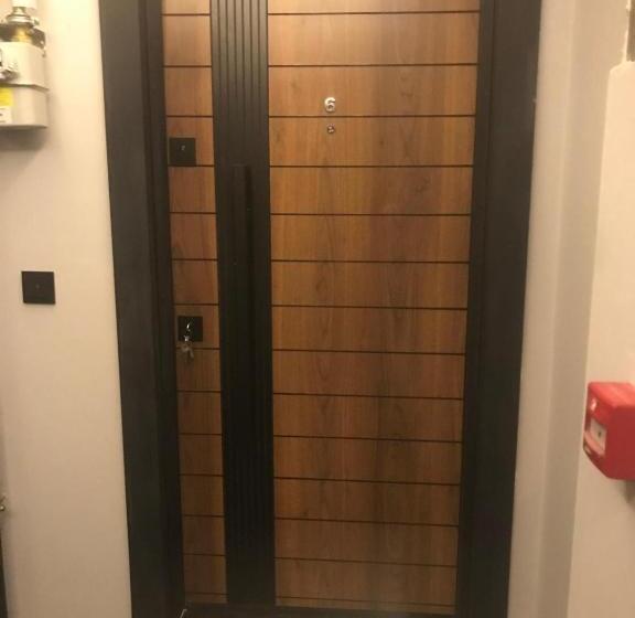 آپارتمان 1 خوابه با چشم‌انداز دریا, Mahal House