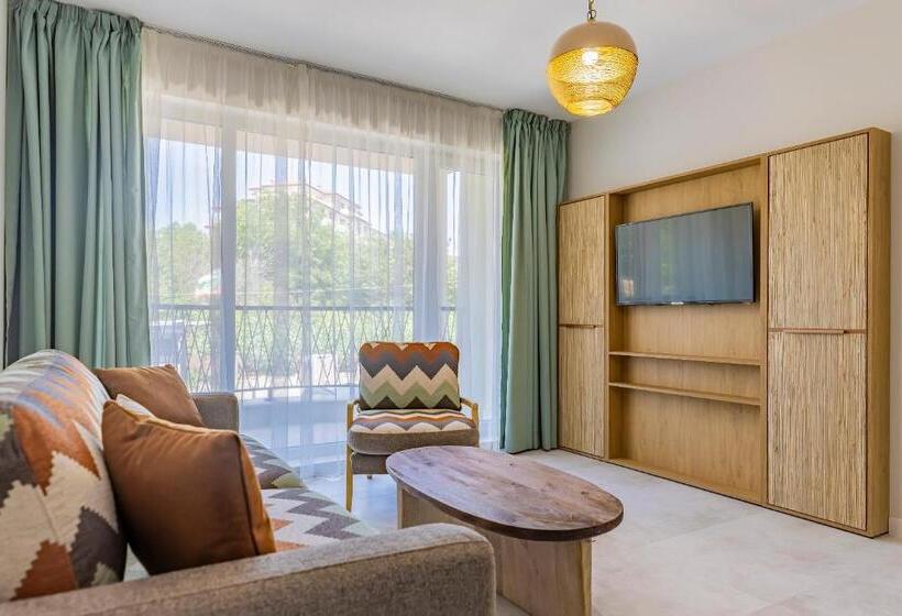 1 Bedroom Apartment City View, Casa Deniso   The Home Of Chill