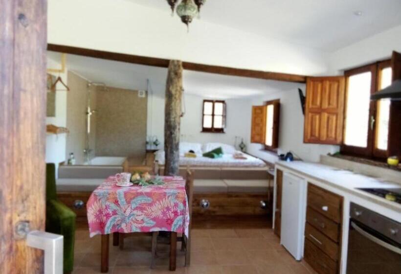 Номер Superior, Cortijo De Amor