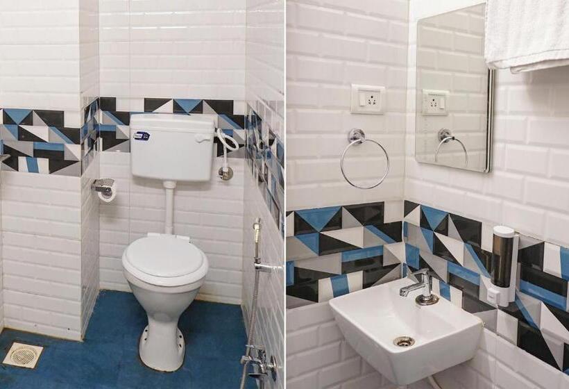 اتاق استاندارد, Fabhotel Royal Palace Inn   Lal Mahal