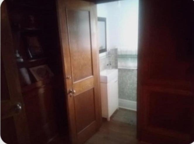 Номер Deluxe, Dunjen Manor