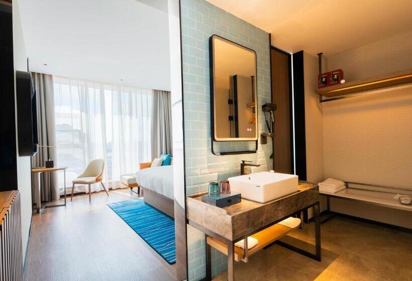 Номер Deluxe, Echarm Hotel   Wuhan Jingkai Yongwang Sports Center