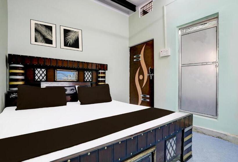 Трехместный Номер Классика, Oyo Amarawati Lodge