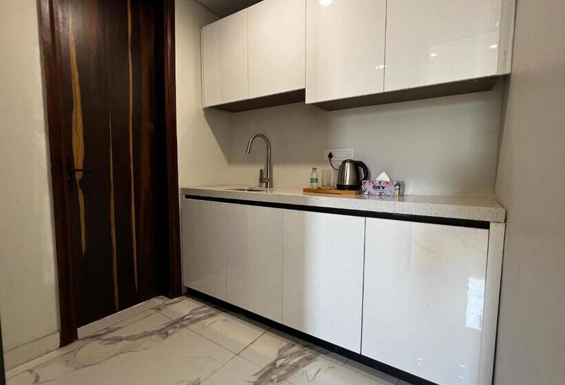 家庭间, Hoften Sukh Vasa, Sector 51 Gurgaon