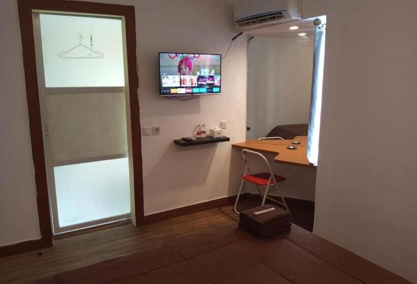 استودیوی استاندارد, Kadina Homestay Aeropolis Bandara