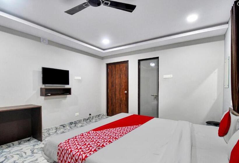 트리플 클래식 룸, O Shree Ganapati Resort