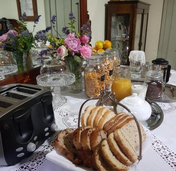 Номер Стандарт, Windsor House B&b